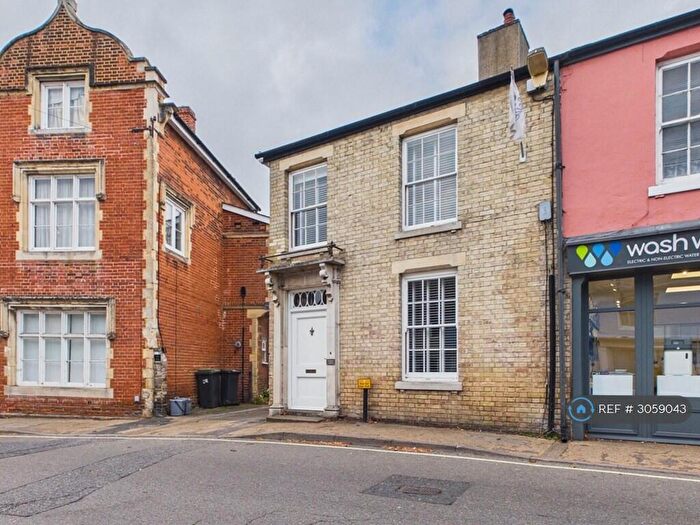 3 Bedroom End Of Terrace House To Rent In Castle St, Eye, IP23