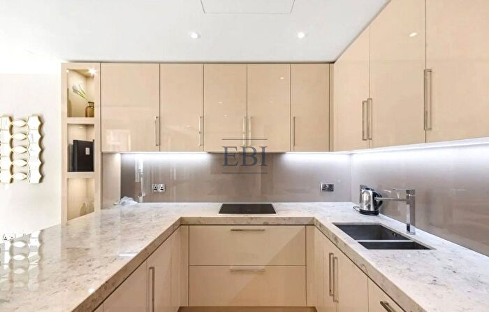 2 Bedroom Flat To Rent In Temple House, Strand, WC2R