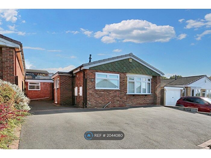 3 Bedroom Bungalow To Rent In Houseman Drive, Stoke-On-Trent, ST3