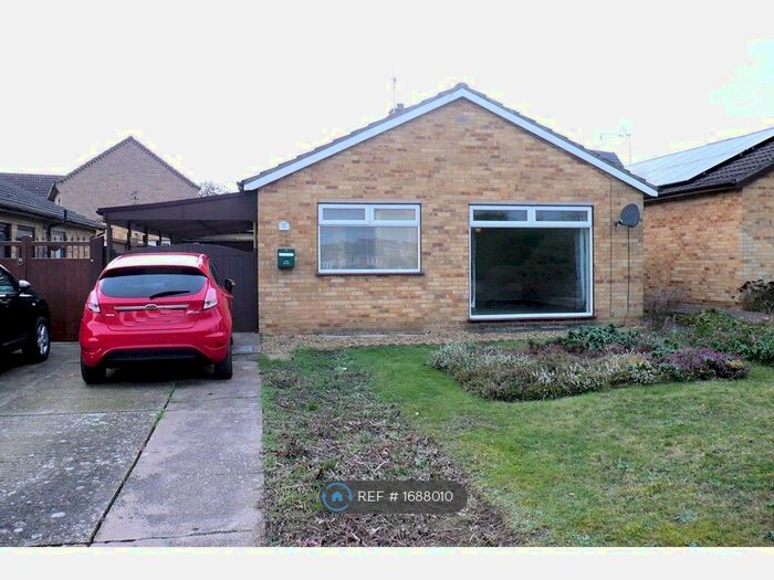 2 Bedroom Bungalow To Rent In Westfield Road, Peterborough, PE7