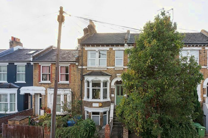 1 Bedroom Flat To Rent In Nunhead Grove, London, SE15