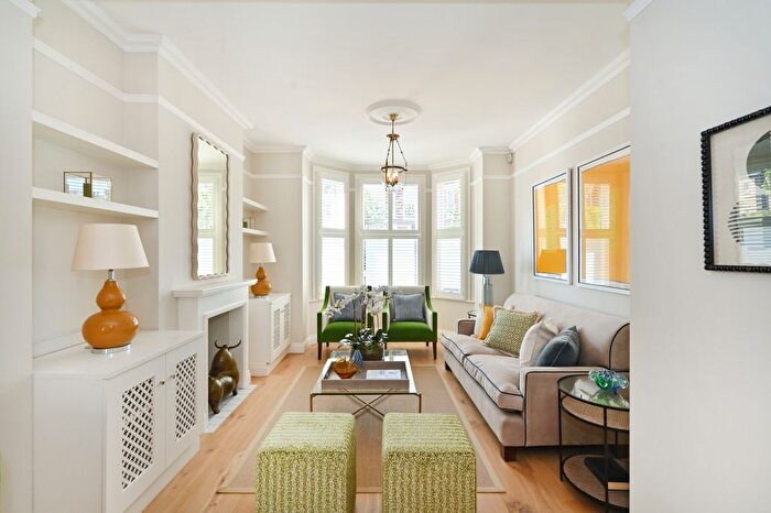 5 Bedroom Terraced House For Sale In Balliol Road, North Kensington, W10