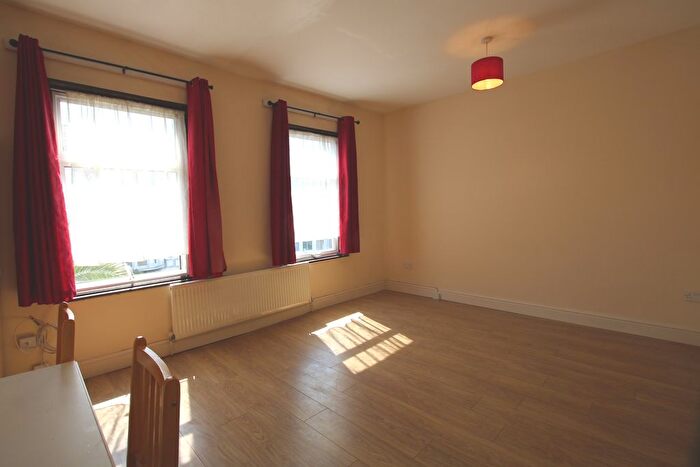 3 Bedroom Maisonette To Rent In Chaplin Road, London, NW2