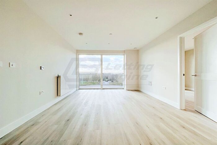 2 Bedroom Flat To Rent In Townsend Rd, London, SE3