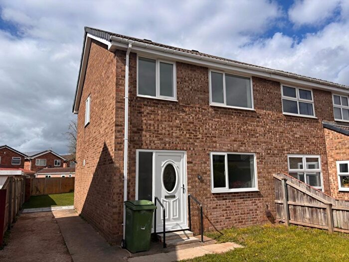 3 Bedroom Semi-detached House For Sale In Westborough Grove, Stockton-On-Tees, TS18