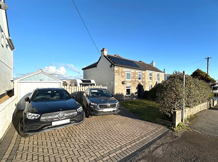 3 Bedroom Semi-Detached House For Sale In Rame Cross, Penryn, TR10