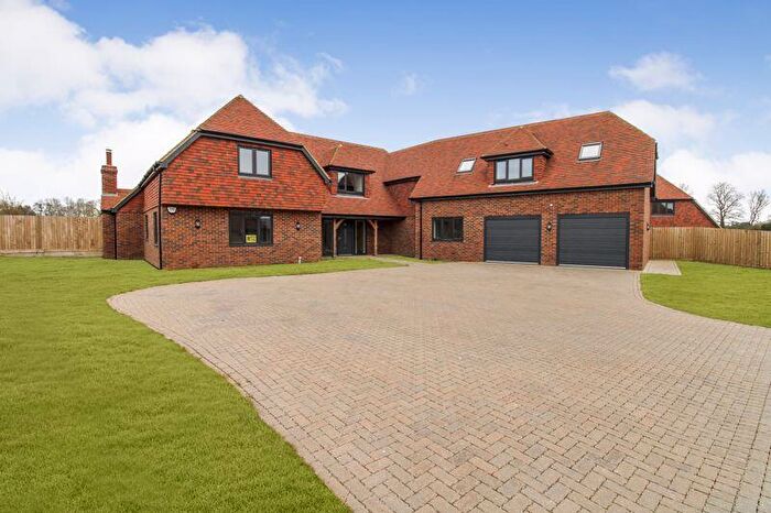 5 Bedroom Detached House For Sale In Cookes Meadow, Northill, Biggleswade, SG18
