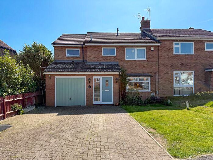 4 Bedroom Semi-Detached House For Sale In Salden Close, Drayton Parslow, MK17