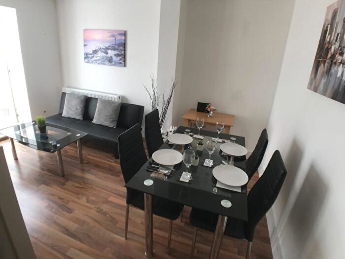 1 Bedroom Studio To Rent In - Saint James's Road, London, United Kingdom, Jx, London, SE1