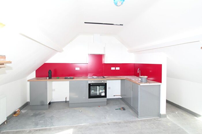 2 Bedroom Flat To Rent In Railway Street, Gillingham, Gillingham, Kent, ME7