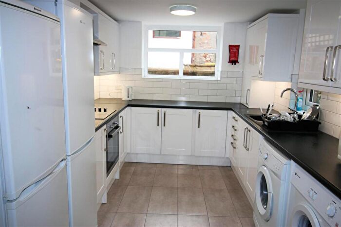 6 Bedroom Private Hall To Rent In Bowerham Road, Lancaster, LA1
