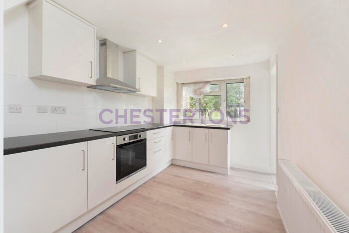 3 Bedroom Terraced House To Rent In Varley Road, West Beckton, E16