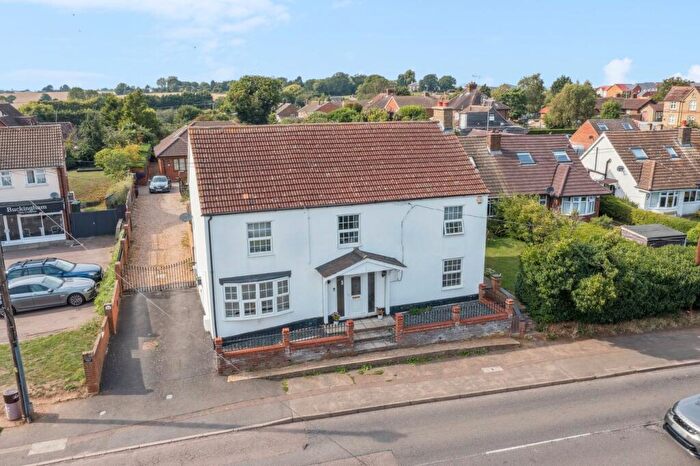4 Bedroom Detached House For Sale In Station Road, Lower Stondon, Henlow, SG16