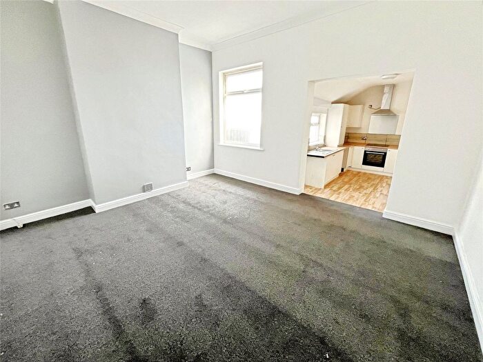 4 Bedroom Terraced House To Rent In Park Drive, Ilkeston, Derbyshire, DE7
