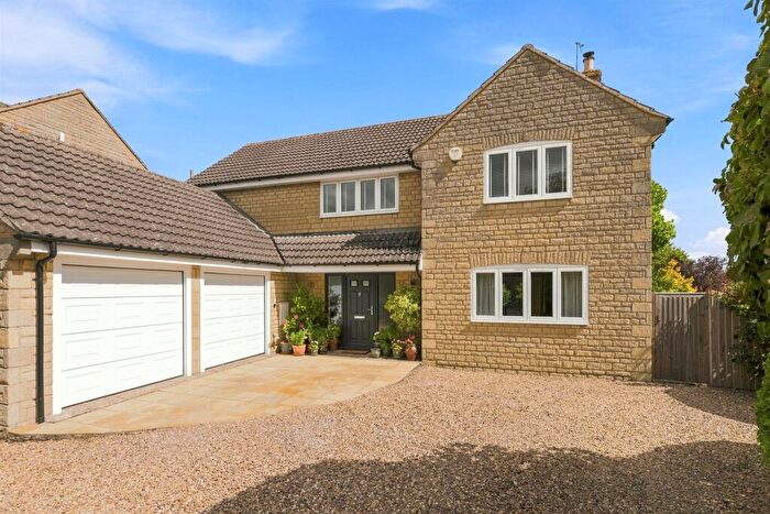 4 Bedroom Detached House For Sale In Dovecote Close, Barrowden, Oakham, LE15
