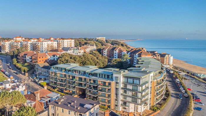 2 Bedroom Apartment To Rent In Marina Close, Boscombe, Bournemouth, BH5