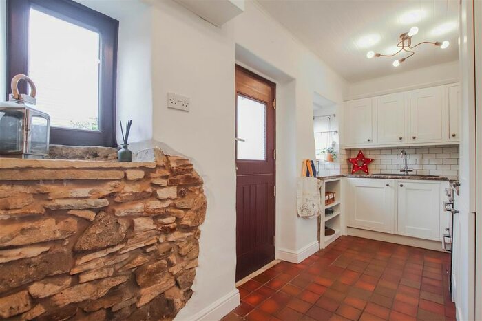 2 Bedroom Property To Rent In Skipton Old Road, Laneshawbridge, Colne, BB8