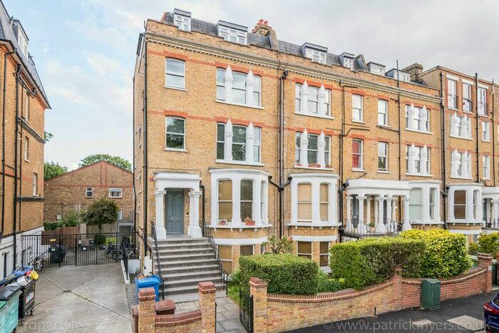 1 Bedroom Flat To Rent In The Gardens, London, SE22