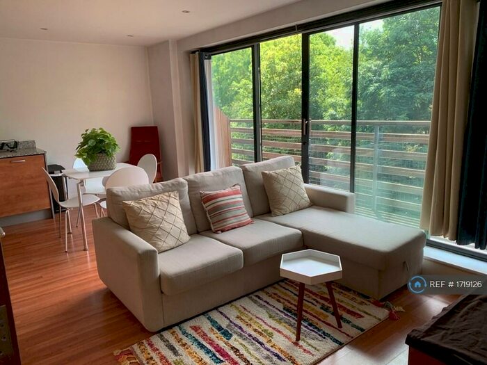 1 Bedroom Flat To Rent In Denmark Hill, London, SE5