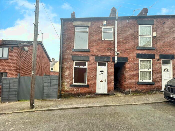 2 Bedroom End Of Terrace House To Rent In Hoyland Street, Wombwell, Barnsley, South Yorkshire, S73