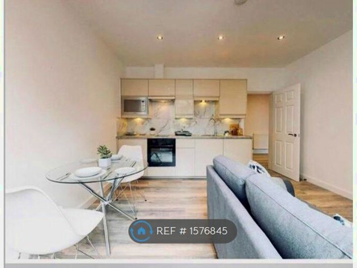 1 Bedroom Flat To Rent In Hyde Terrace, Leeds, LS2