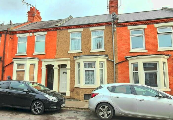 3 Bedroom Property To Rent In Whitworth Road, Abington, Northampton, NN1