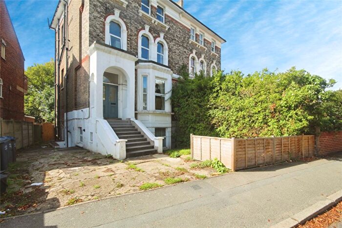 1 Bedroom Flat To Rent In Sunny Bank, London, SE25