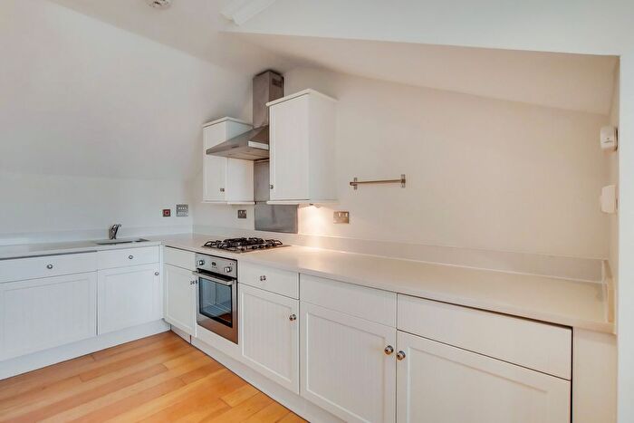 1 Bedroom Flat To Rent In Bass Mews, London, SE22