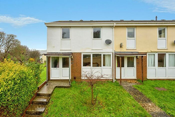 3 Bedroom End Of Terrace House For Sale In Westfield, Plymouth, PL7