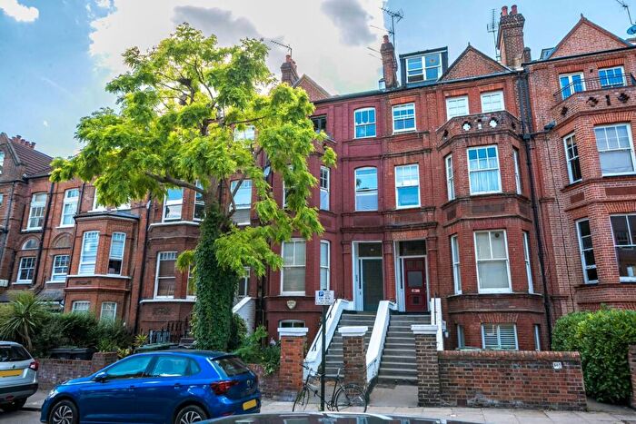 2 Bedroom Maisonette To Rent In Goldhurst Terrace, South Hampstead, London, NW6