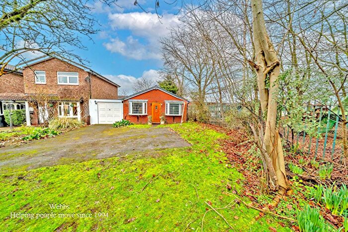 2 Bedroom Detached Bungalow For Sale In Shoreham Close, Willenhall, WV13