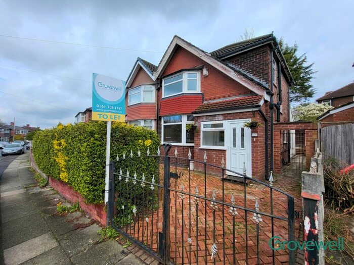 3 Bedroom Semi-Detached House To Rent In Dorchester Road, Swinton, Manchester, M27
