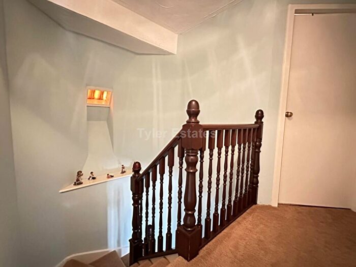 4 Bedroom Terraced House For Sale In New Waverley Road, Noak Bridge, SS15