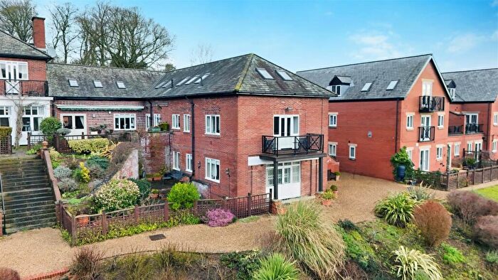 4 Bedroom Town House For Sale In Mayfield Heights, Brookhouse Hill, Fulwood, Sheffield, S10