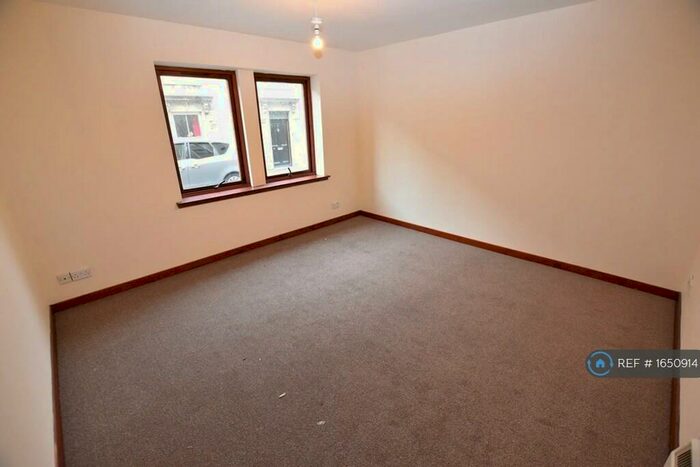 2 Bedroom Flat To Rent In St Mary's Court, Elgin, IV30