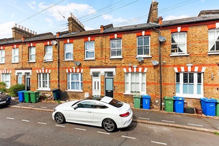 4 Bedroom Terraced House To Rent In Holbeck Row, London, SE15