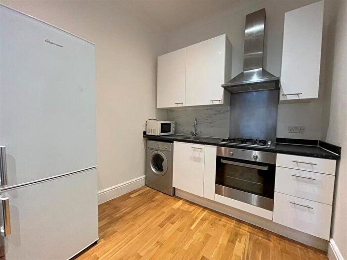 2 Bedroom Apartment To Rent In Battersea High Street, Battersea Village, Clapham Junction, SW11
