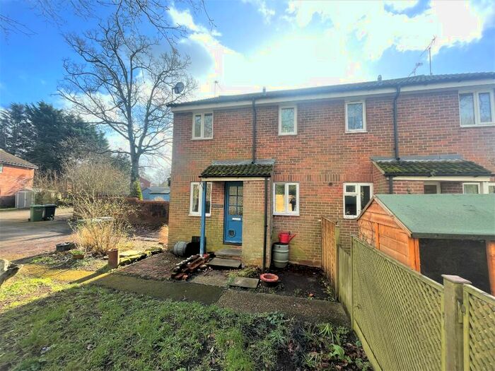 1 Bedroom Cluster House To Rent In Kent Road, Whitehill, Hampshire, GU35