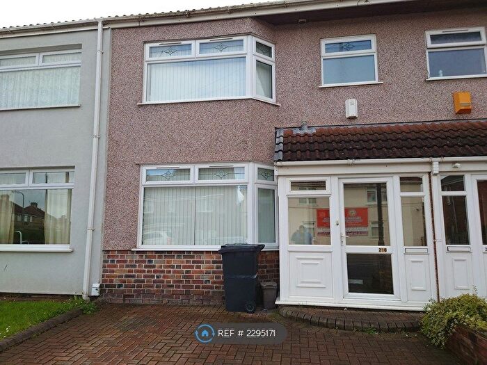 3 Bedroom Terraced House To Rent In Whiteway Road, Bristol, BS5