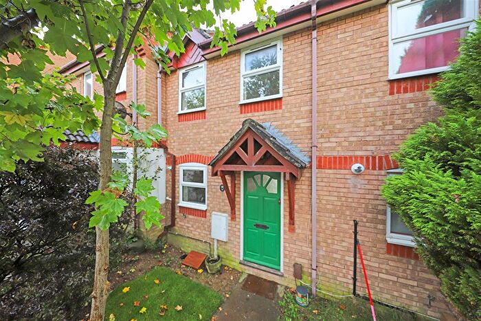 2 Bedroom Terraced House To Rent In Sheppard Way, Portslade, Brighton, BN41