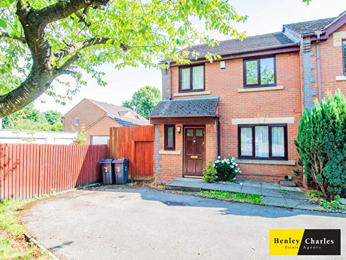 3 Bedroom Semi-Detached House To Rent In Tudor Gardens, Erdington, Birmingham, B23