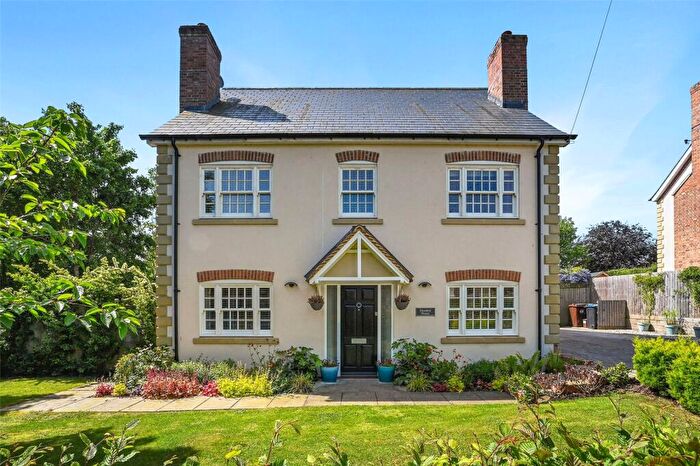 4 Bedroom Detached House For Sale In Hull Lane, Braughing, Ware, Hertfordshire, SG11