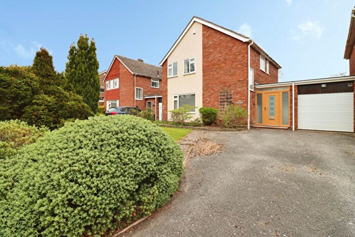 3 Bedroom Link Detached House For Sale In Marfords Avenue, Bromborough, CH63