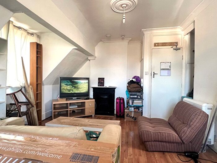 1 Bedroom Flat To Rent In Aylestone Road, Leicester, LE2