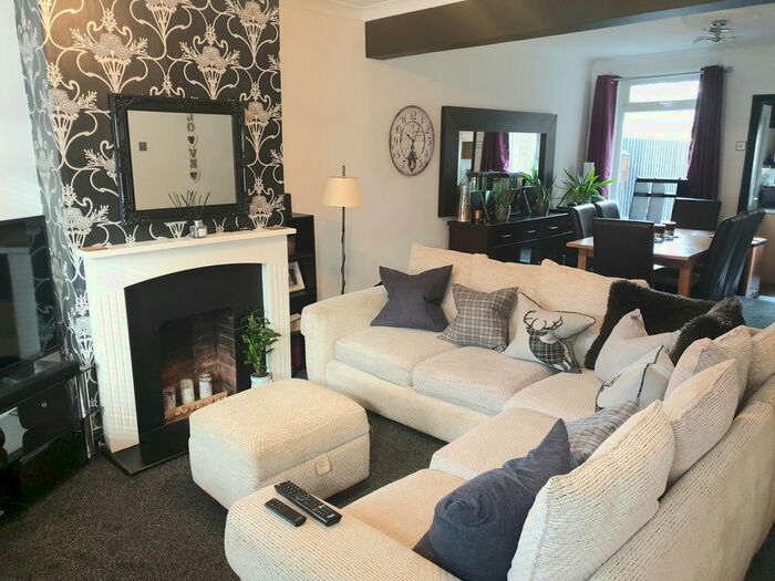 2 Bedroom Terraced House To Rent In Victoria Street, Braintree, CM7