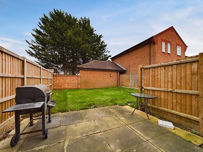 2 Bedroom Semi-Detached House For Sale In Albany Walk, Peterborough, PE2