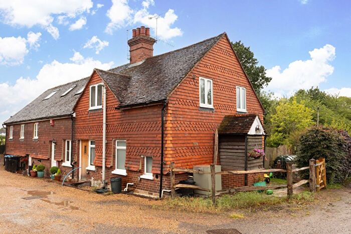 3 Bedroom Semi-Detached House For Sale In London Road, Felbridge, RH19