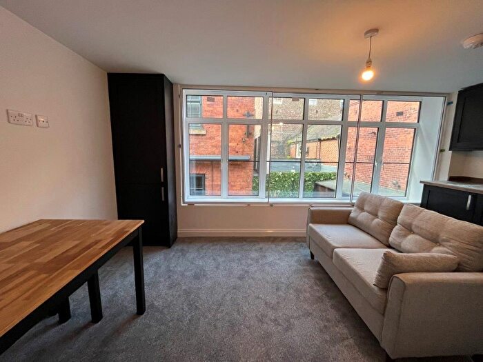 1 Bedroom Flat To Rent In A Wood Street, El, WF1