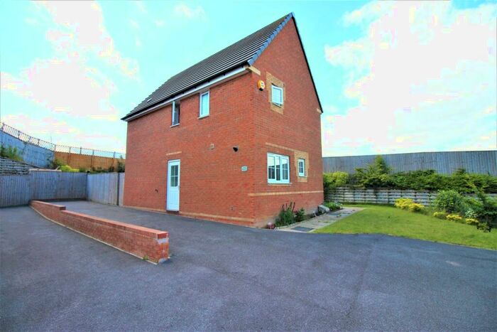 3 Bedroom Detached House To Rent In Campbell Walk, Brinsworth, Rotherham, S60