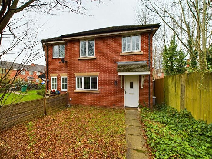 2 Bedroom End Of Terrace House To Rent In Rawsthorne Avenue, Gorton, Manchester, M18
